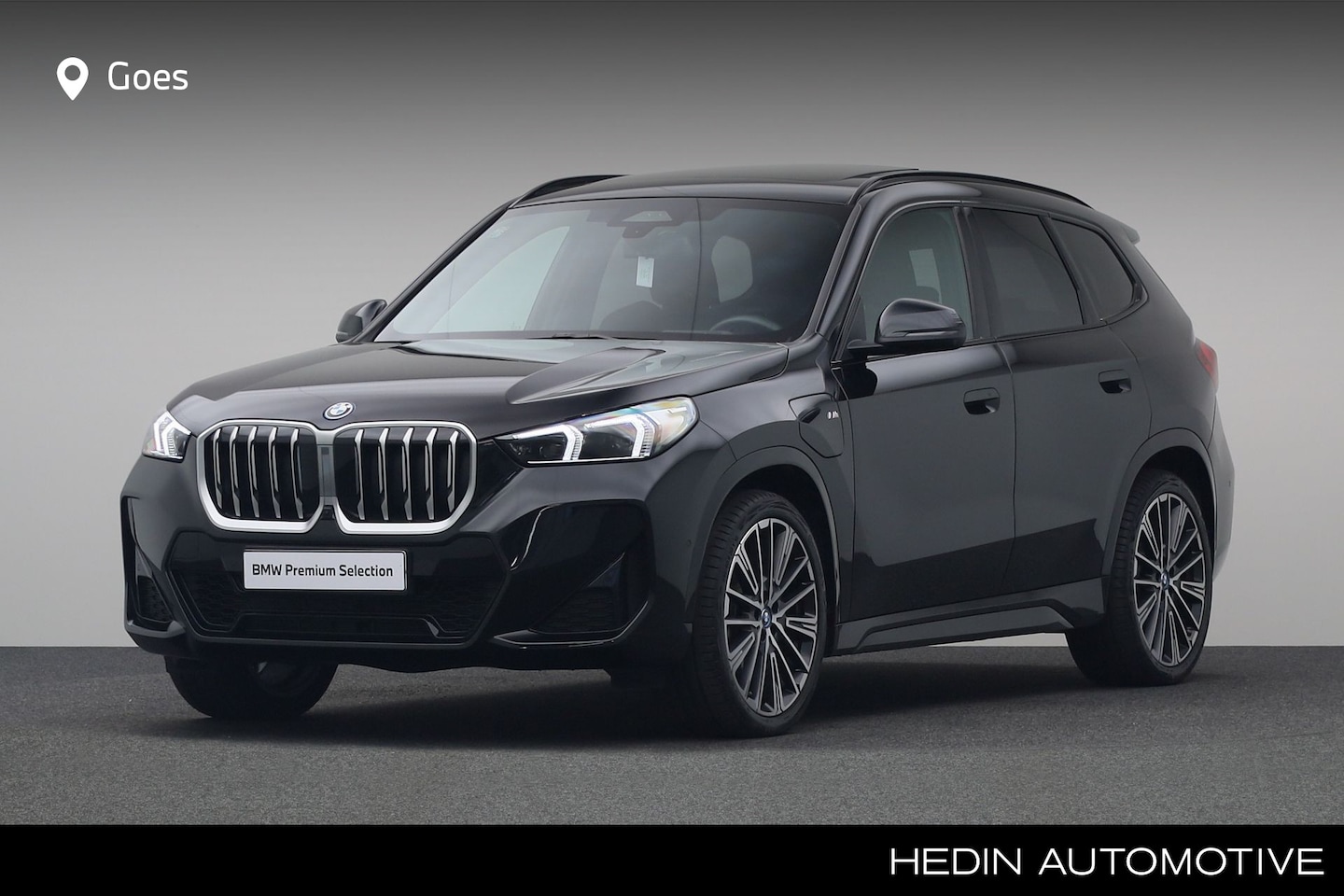 BMW X1 - xDrive25e | Comfort Access | Glazen panoramadak | 	Extra getint glas in achterportierruite - AutoWereld.nl