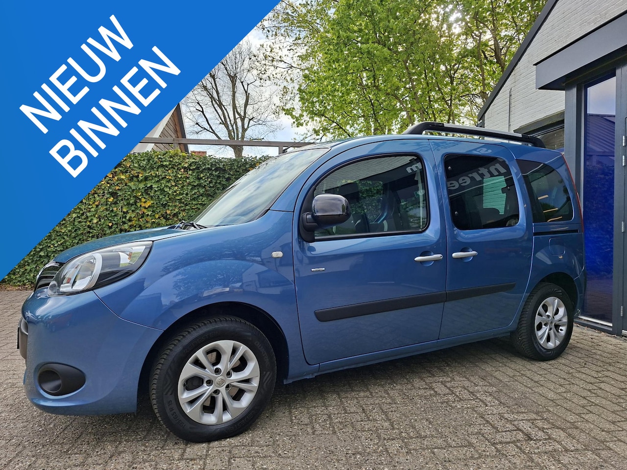 Renault Kangoo Family - 1.2 TCe Limited Camper pakket, trekhaak - AutoWereld.nl