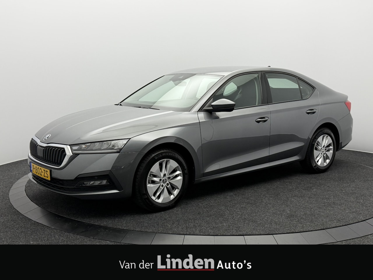Skoda Octavia - 1.0 e-TSI Ambition | Virtual Display | Navigatie | Led | Carplay&Android - AutoWereld.nl