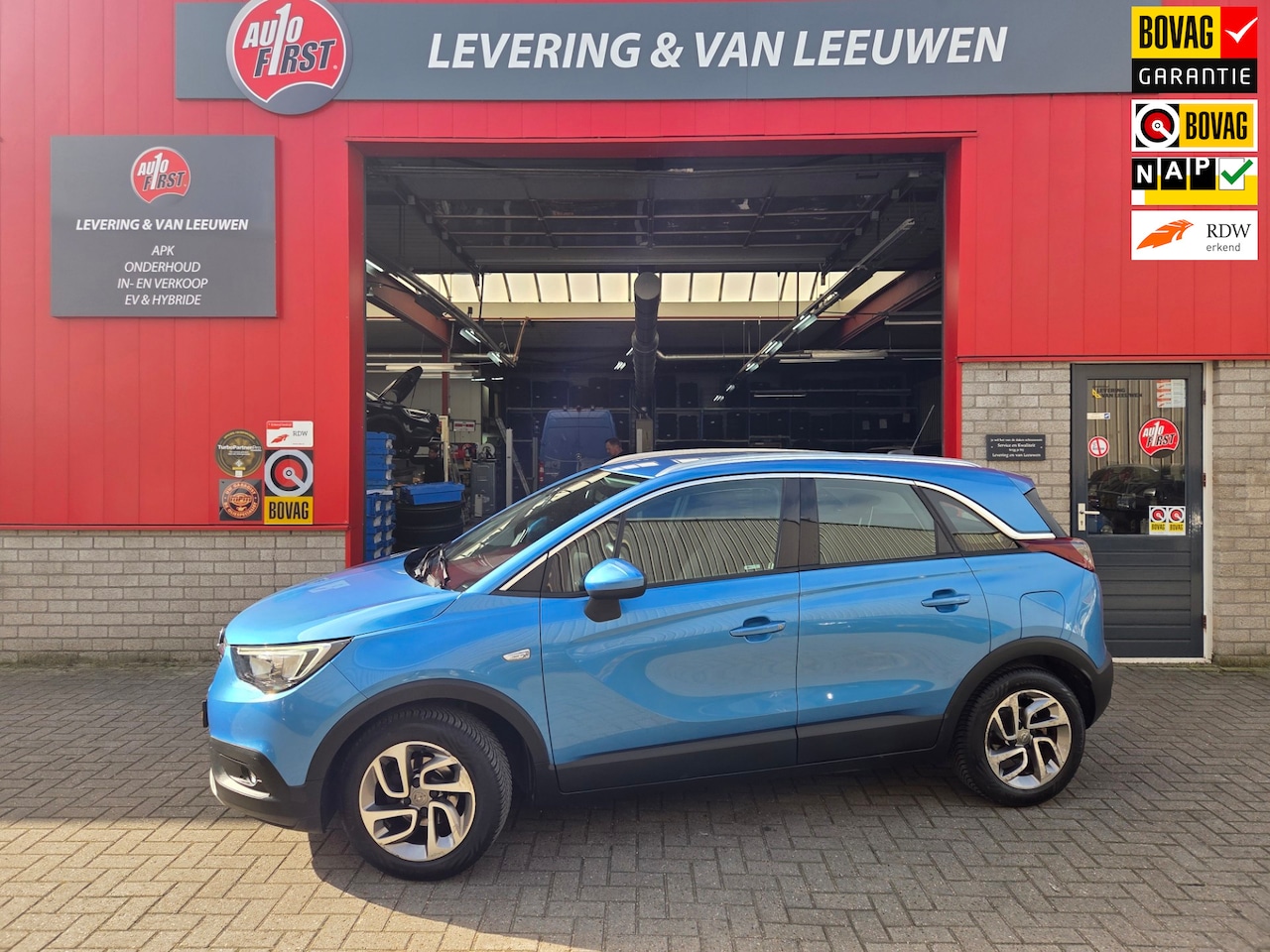 Opel Crossland X - 1.2 Innovation Carplay/ Cruise control/ Navigatie/ Airco/ Parkeersensoren achter/ Rijklaar - AutoWereld.nl