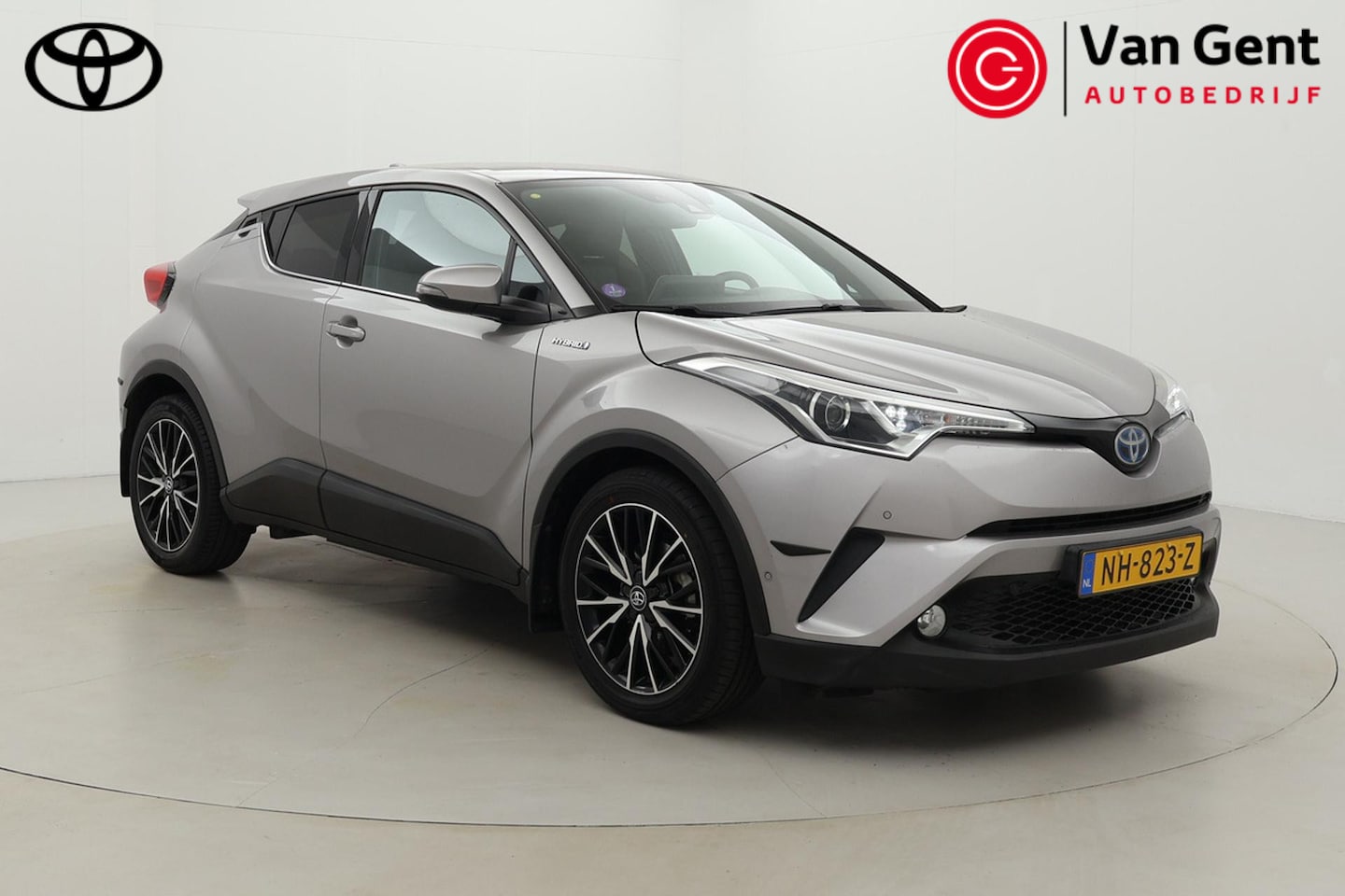 Toyota C-HR - 1.8 Hybrid Executive | Origineel NL | Volledige dealerhistorie | Navigatie | Stoelverwarmi - AutoWereld.nl