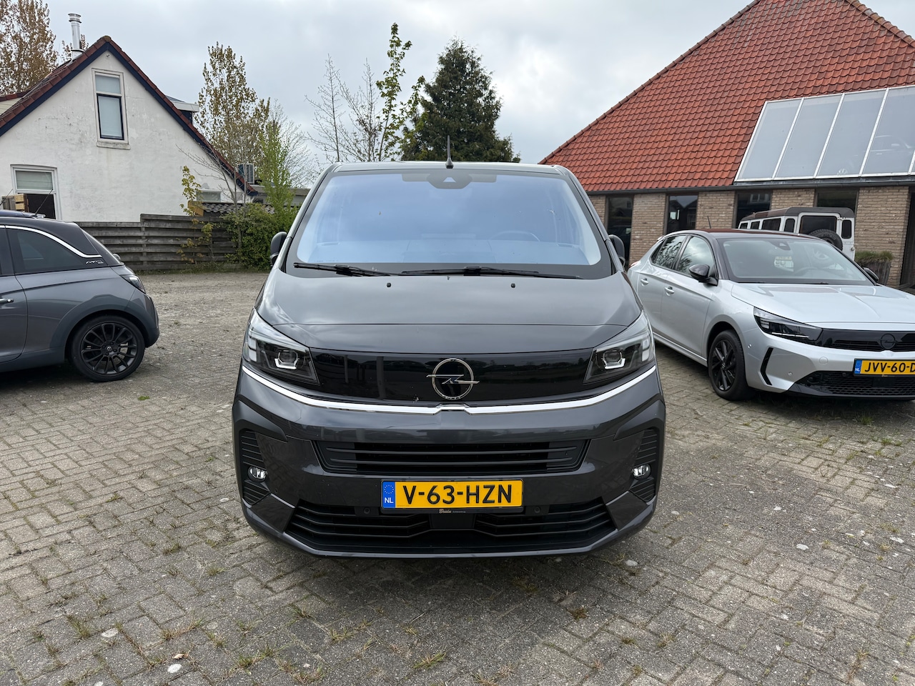 Opel Vivaro - 2.0 Diesel 145 S&S L3