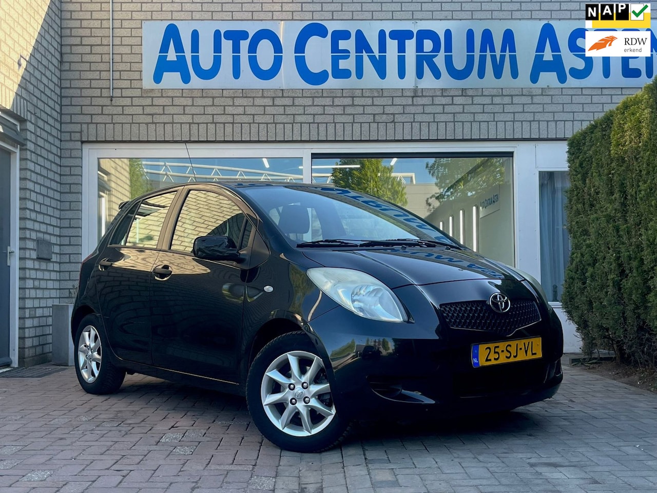 Toyota Yaris - 1.3 VVT-i Terra 1.3 VVTi Terra - AutoWereld.nl