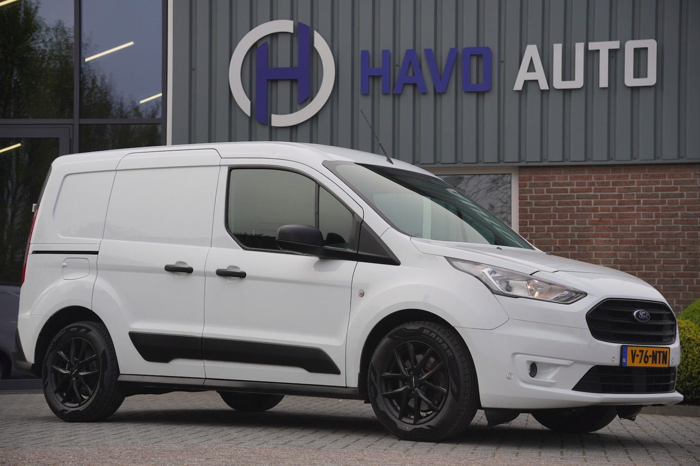 Ford Transit Connect - 1.0 Benzine, AIRCO, BTW-VRIJ / MARGE - AutoWereld.nl