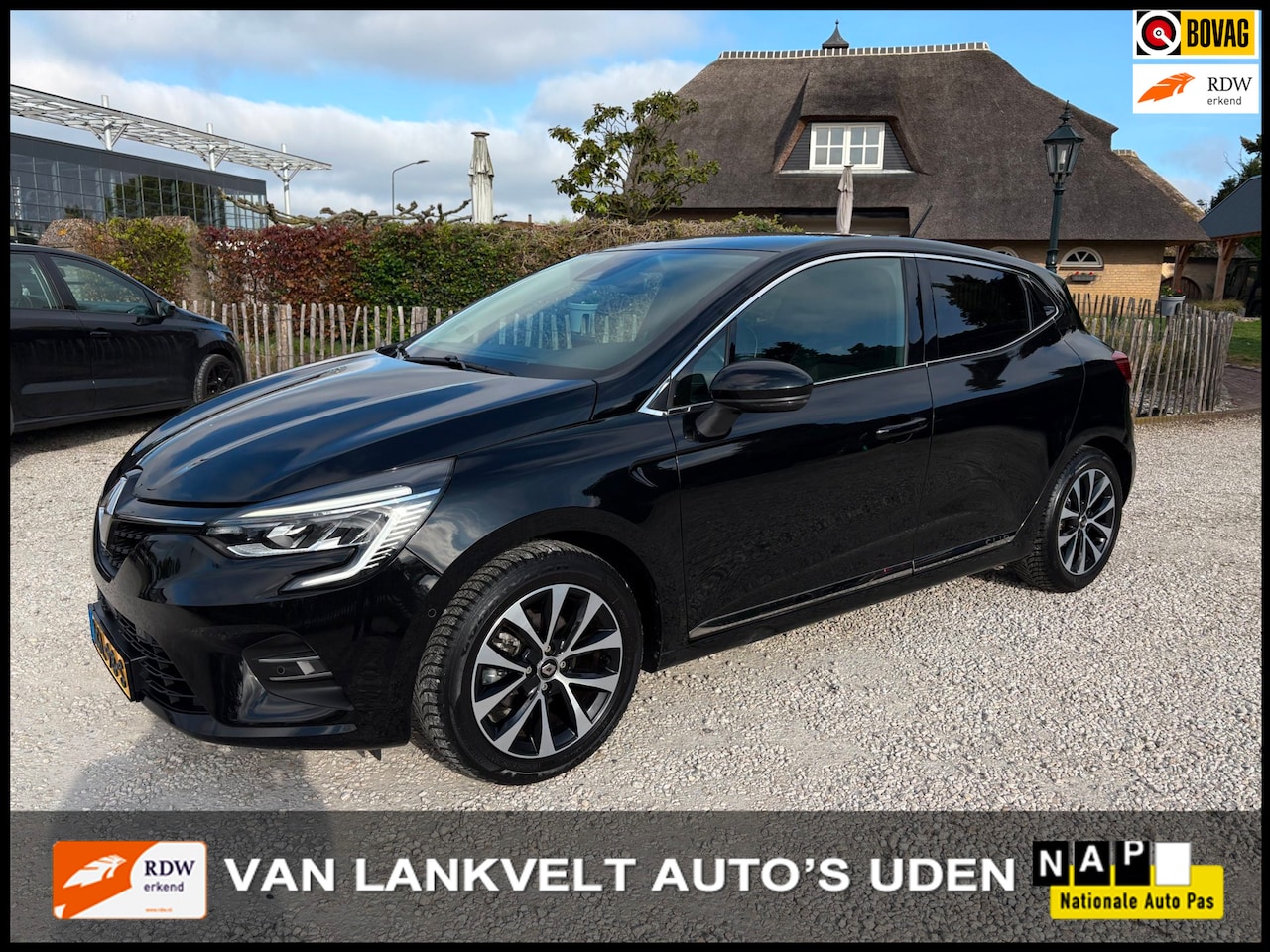 Renault Clio - 1.0 TCe Intens Grootbeeld, LED, Keyless, Ambiente - AutoWereld.nl