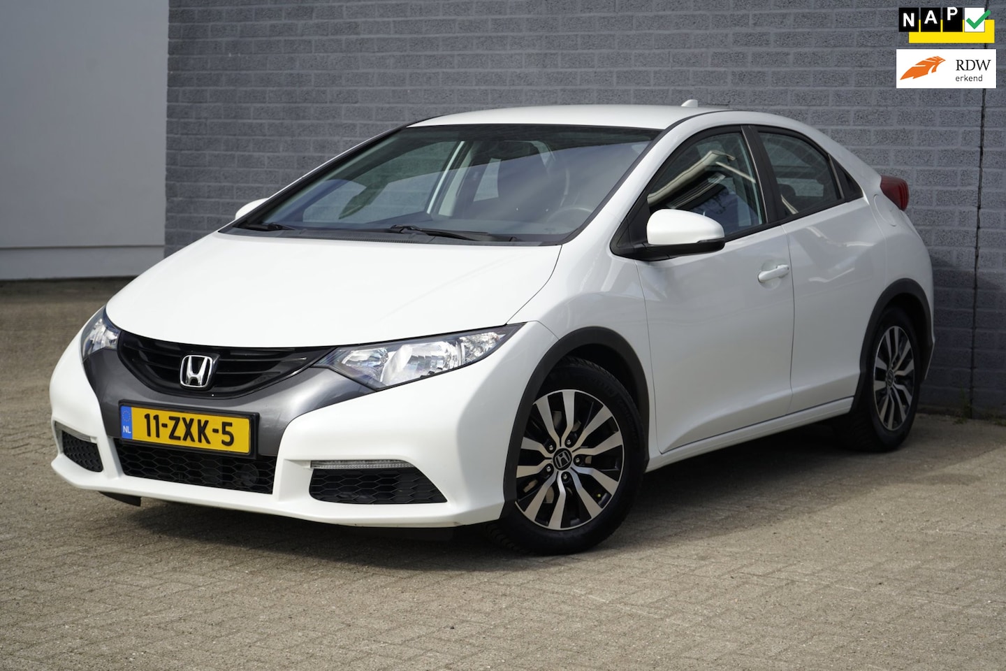 Honda Civic - 1.6D Comfort, Trekhaak, Navi, Airco, Cruise, NAP - AutoWereld.nl