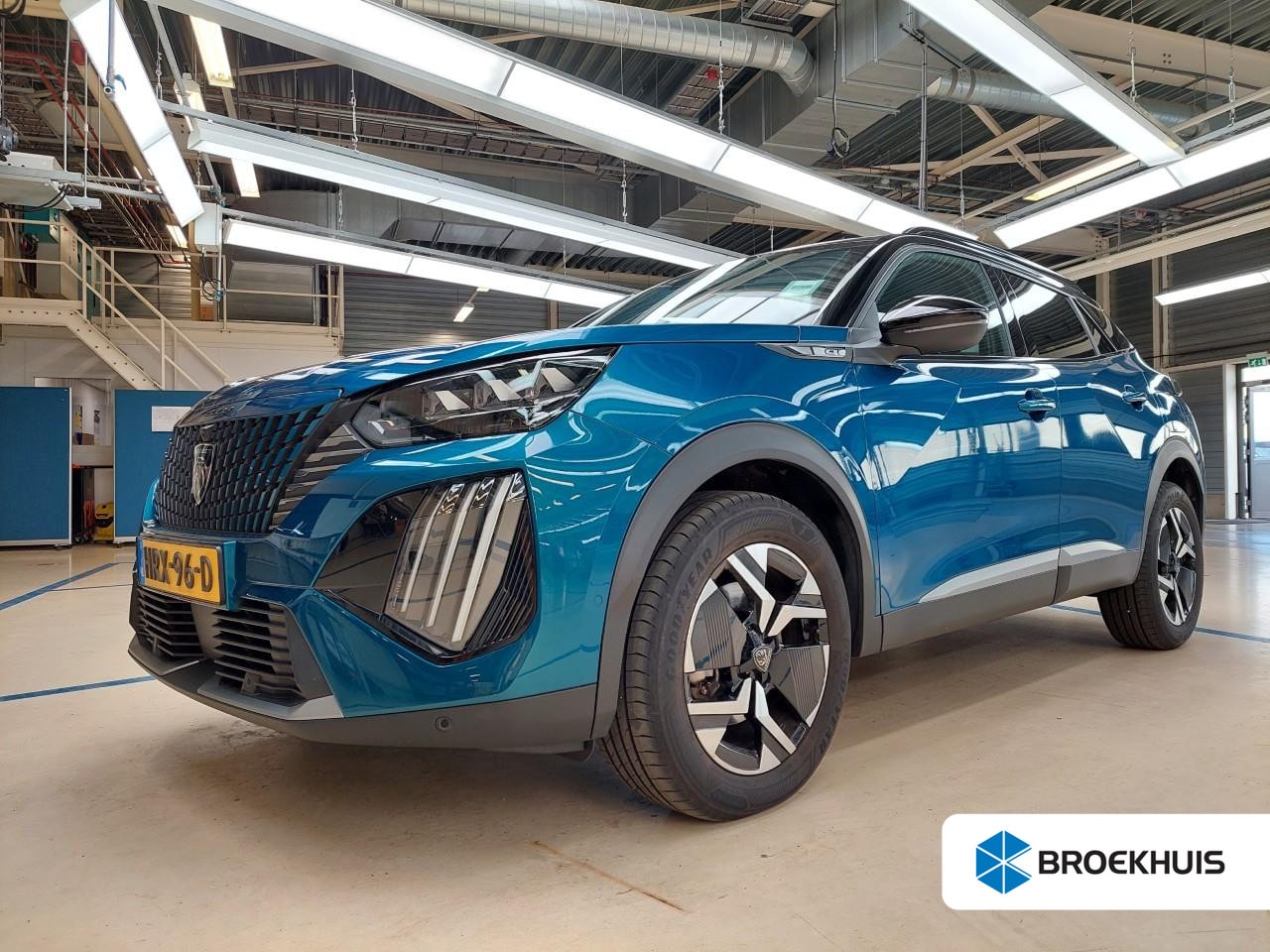 Peugeot 2008 - 1.2 Hybrid 145 GT | Automaat | Navigatie | Camera voor + achter | Massage | Stoelverwarmin - AutoWereld.nl