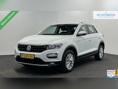 Volkswagen T-Roc - 1.0 TSI Style Business CARPLAY NAVI ADAPTIEF CRUISE
