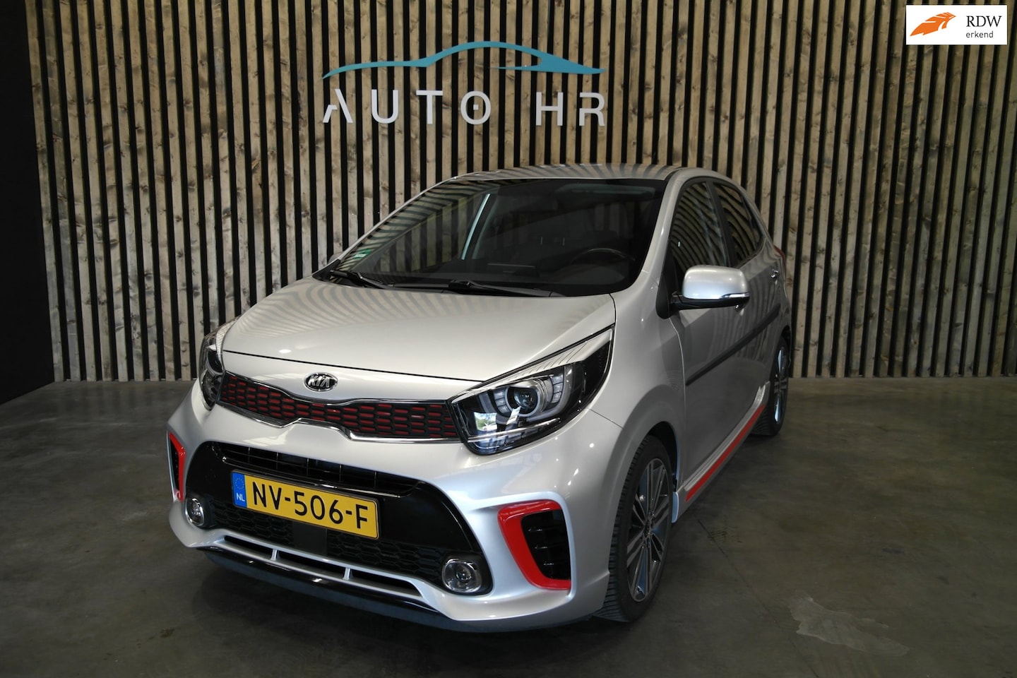 Kia Picanto - 1.2 CVVT GT-Line Leder, stoelverwarming, achteruitrijcamera - AutoWereld.nl