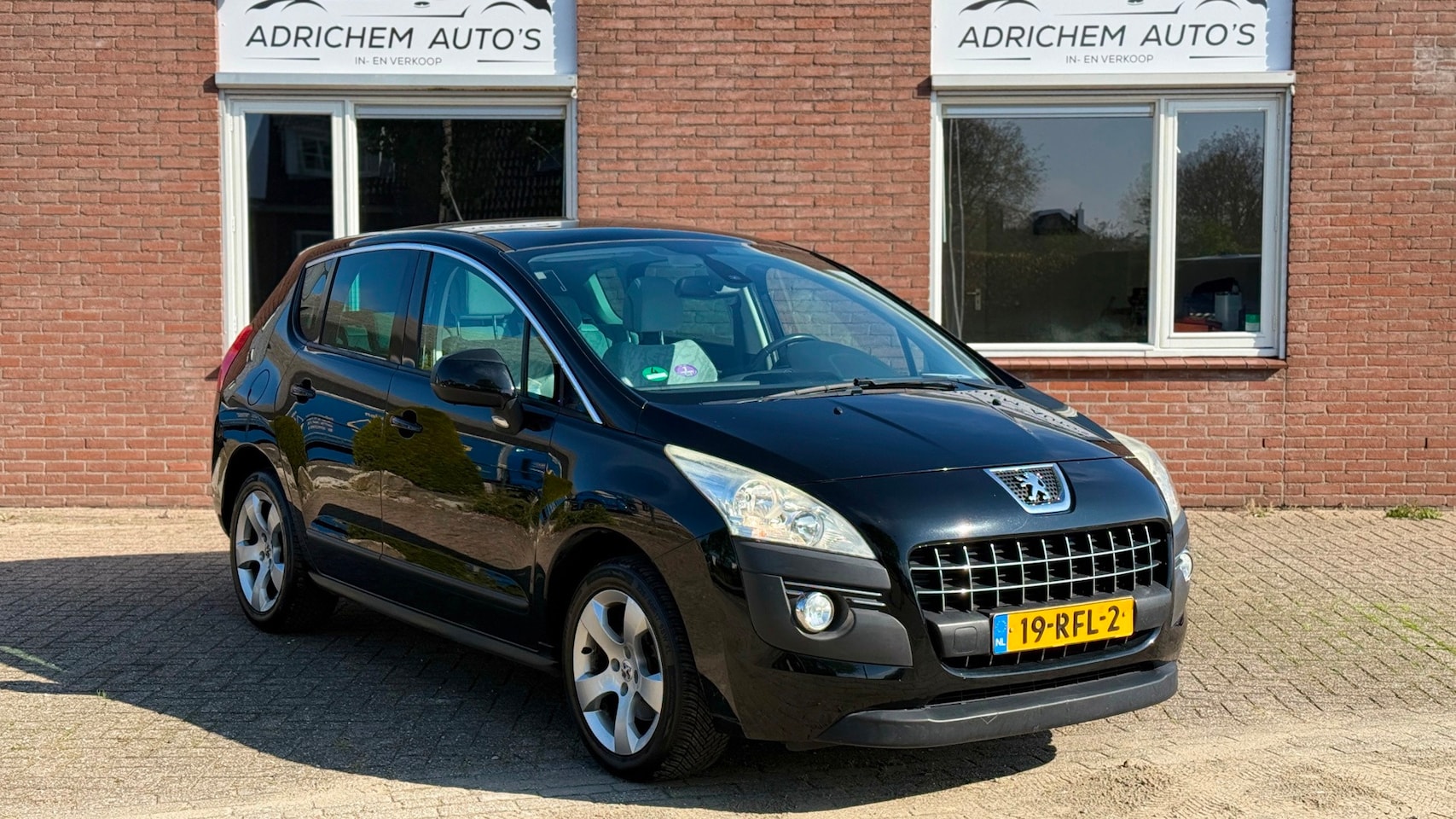 Peugeot 3008 - 1.6 ST Pano - AutoWereld.nl
