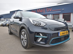 Kia e-Niro - ComfortLine 39 kWh , CLIMATR , CR CONTR , NAVI VIA APP , A UITRIJ CAM , LMV17 , LED KOPL