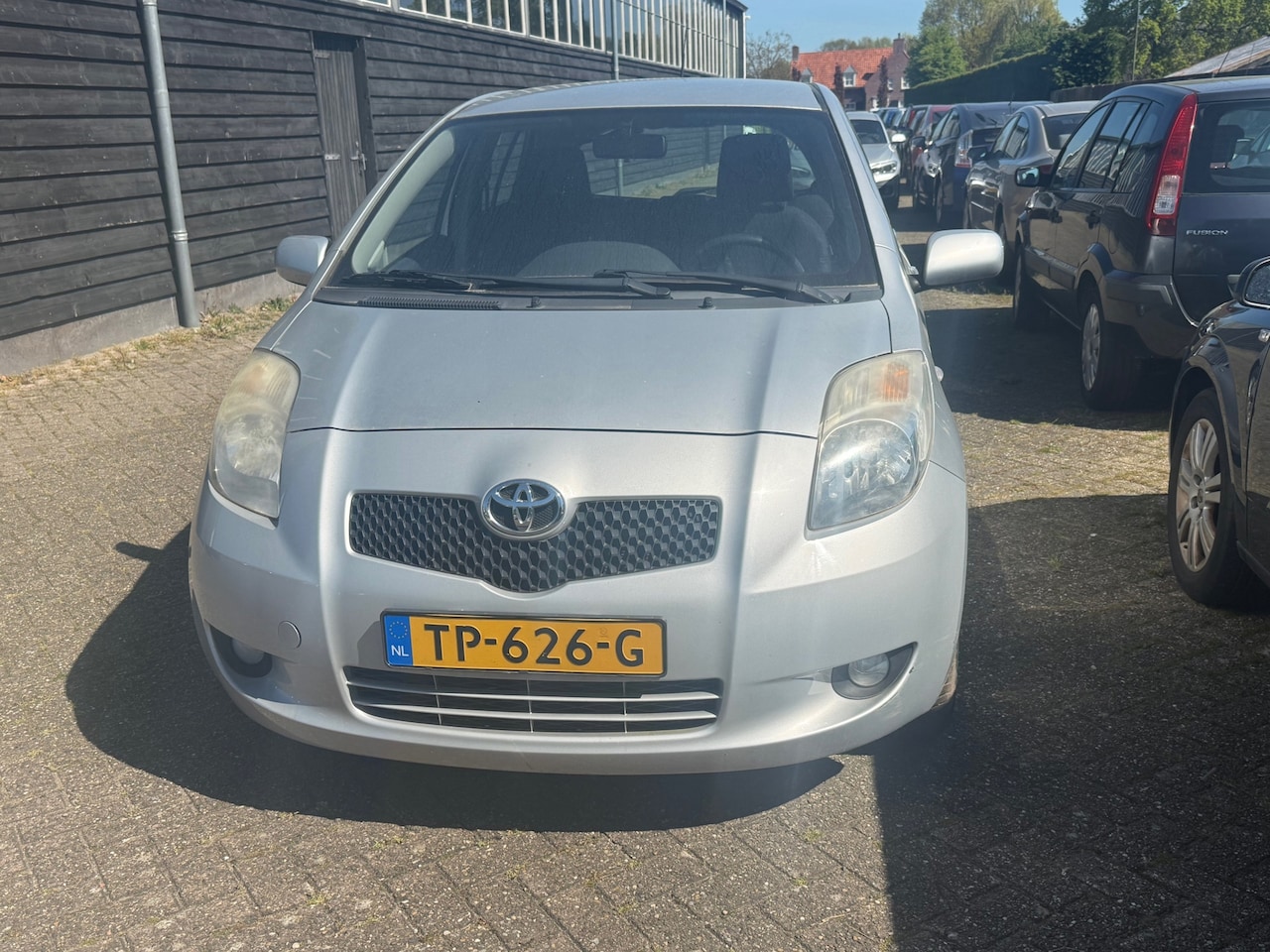 Toyota Yaris - 1.3 VVTi Sol MMT AUTO START NIET - AutoWereld.nl