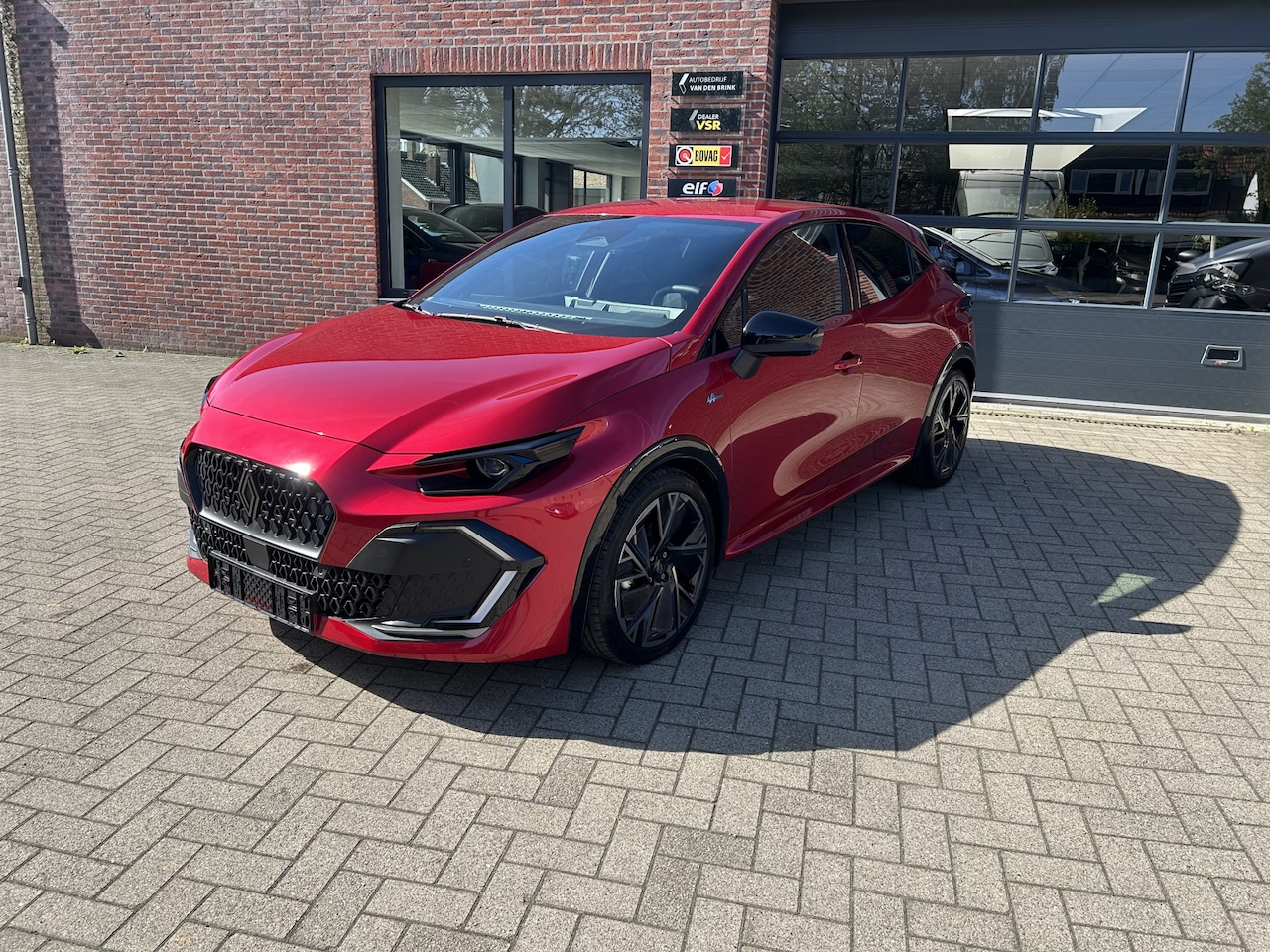 Renault Clio - 1.8 Hybrid 160 esprit Alpine 1.8 Hybrid 160 esprit Alpine - AutoWereld.nl