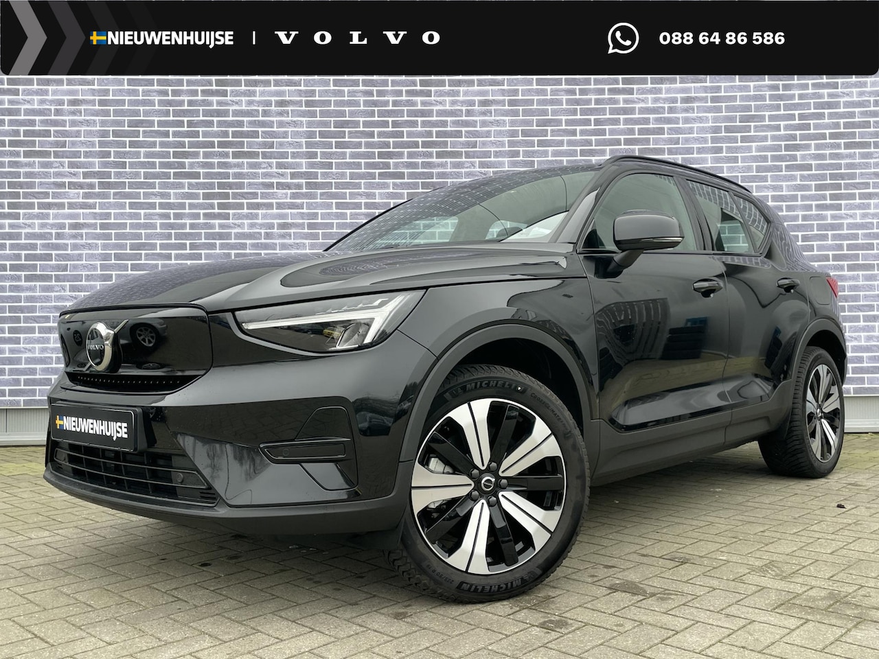 Volvo XC40 - Recharge Core 70 kWh | Cruise Control | Parkeercamera | Navigatie | Stoel-/Stuurverwarming - AutoWereld.nl