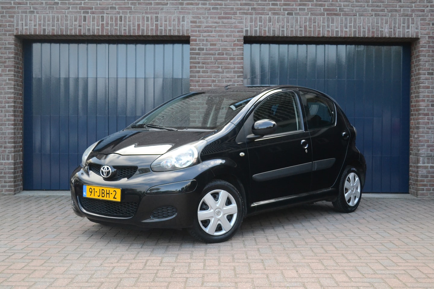 Toyota Aygo - 1.0-12V Comfort | Airco | 5-deurs | Elec. Ramen | Afstandsbediening | NAP | APK - AutoWereld.nl
