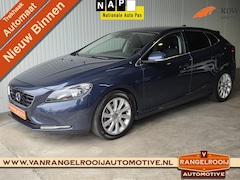 Volvo V40 - 1.6 T4 Momentum Automaat, trekh., clima, cruise, 17" lmv