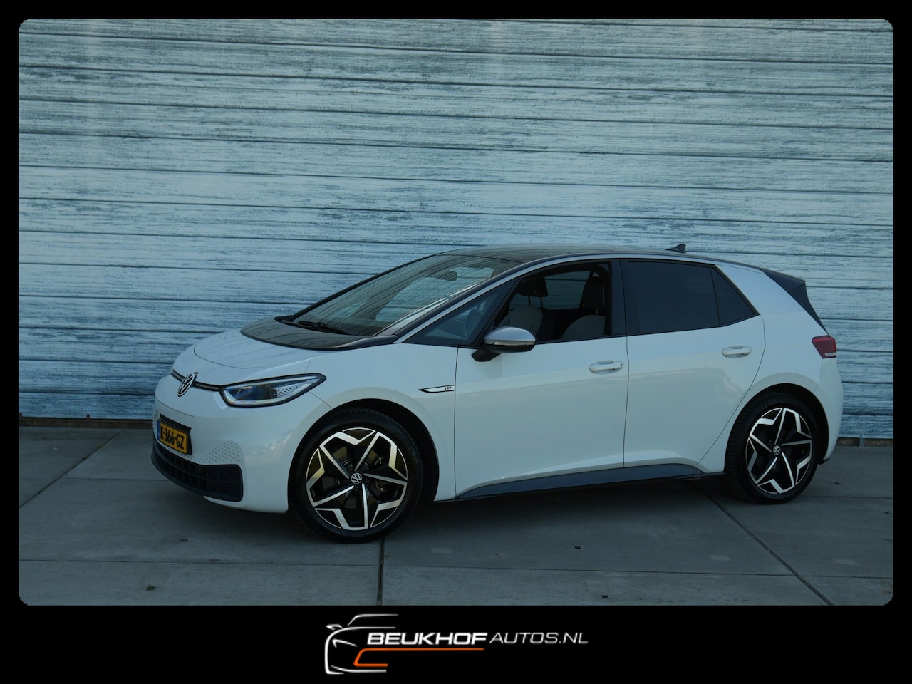 Volkswagen ID.3 - First Plus 58 kWh Carplay Nav Cam Soh 92.3% - AutoWereld.nl