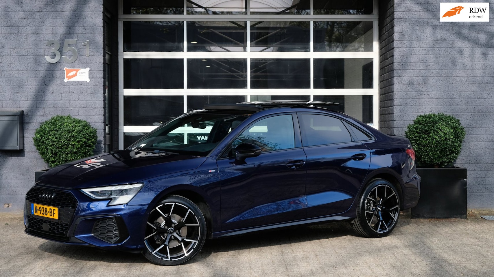 Audi A3 Limousine - 35 TDI S edition ACC|CARPLAY|B&O|PANO|MASSAGE|BOMVOL! - AutoWereld.nl