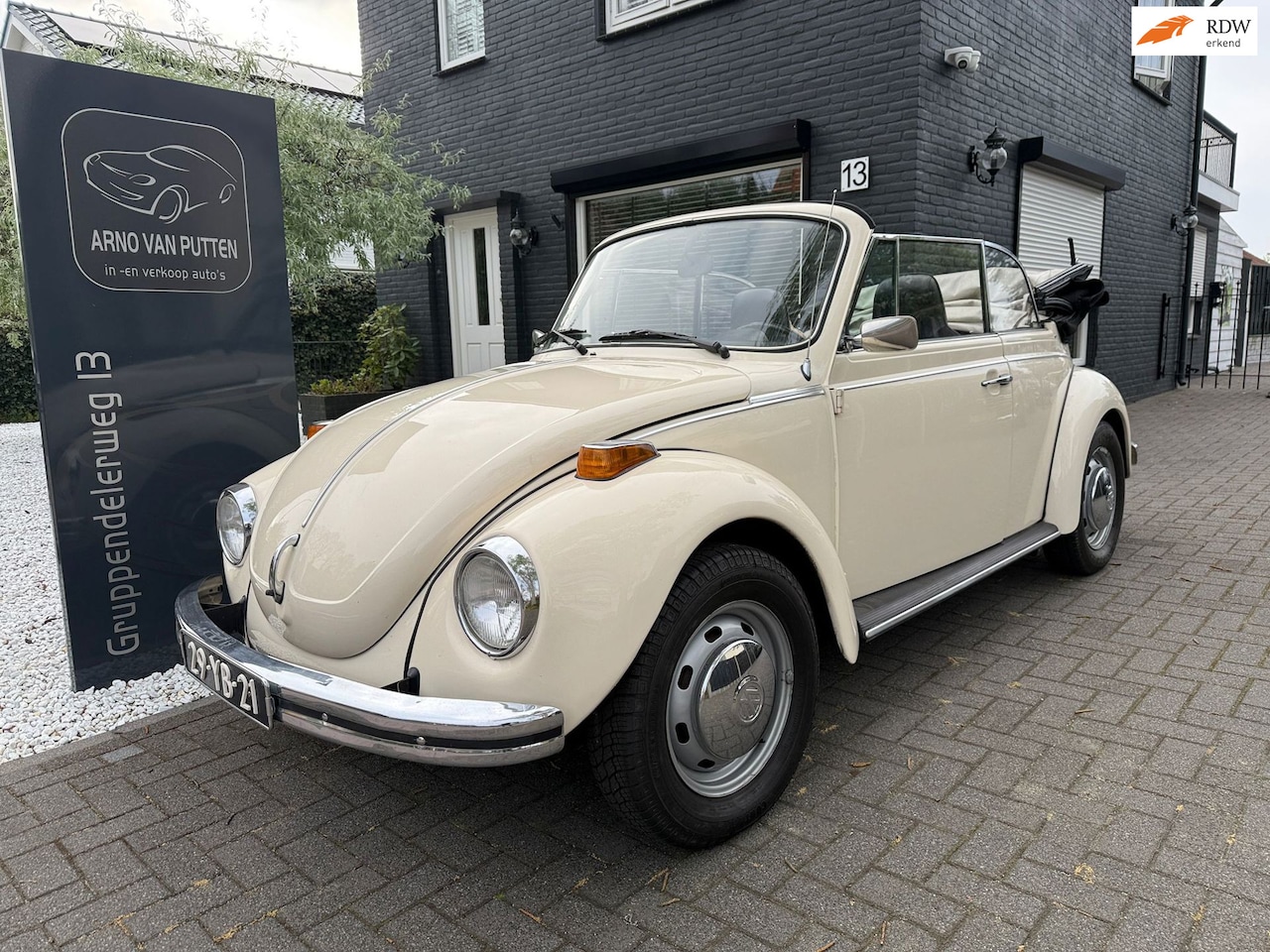Volkswagen Kever Cabriolet - 1974 Automaat! in nette staat! - AutoWereld.nl