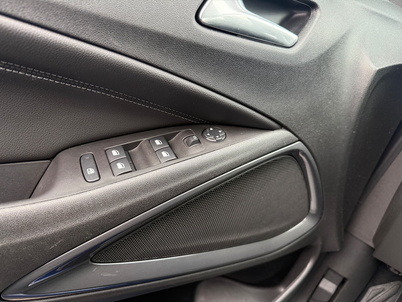 Opel Crossland - 1.2 Turbo Elegance Eerste eigenaar dealer onderhouden