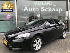 Volvo V40 - 2.0 D2 | Rijklaar | Euro6 Trekhaak afneembaar LED dagrij Parkeersensoren