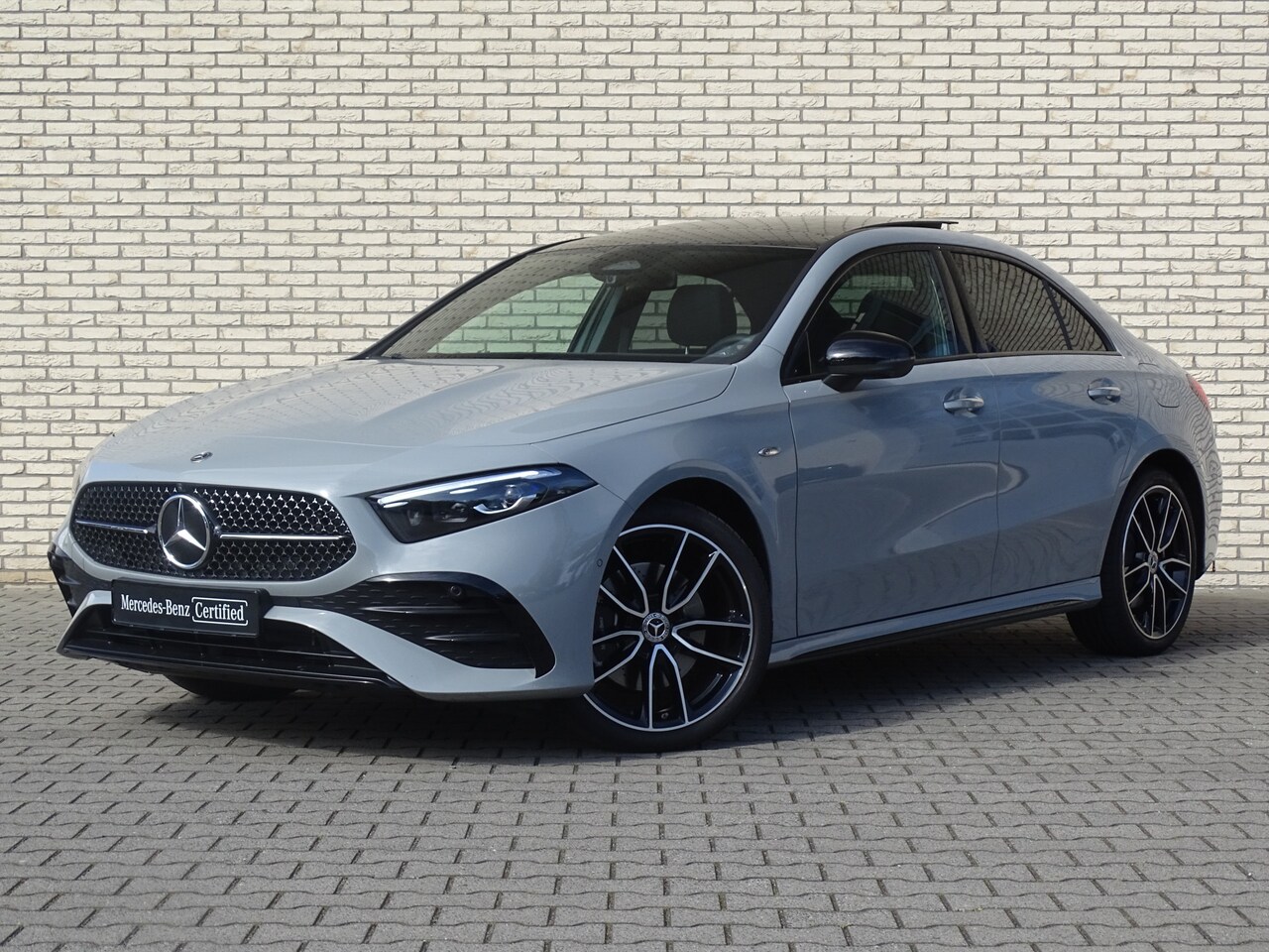 Mercedes-Benz A-klasse - A 250 e Business Solution AMG | Smartphone-integratie | Memorypakket | Head-up display | P - AutoWereld.nl
