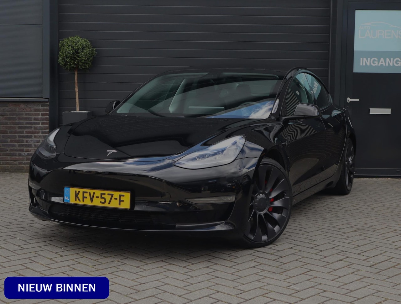 Tesla Model 3 - Long Range RWD Long Range AWD 75 kWh | 87.6% SOH | Pano | Stuur, stoel en achterbankverwarming - AutoWereld.nl