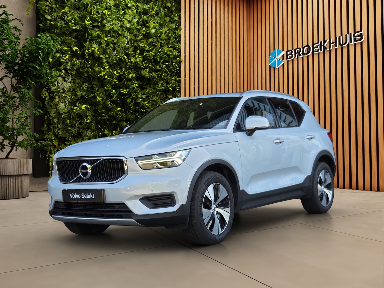 Volvo XC40 - 1.5 T2 Momentum Business | Trekhaak | Camera | Keyless | CarPlay - AutoWereld.nl