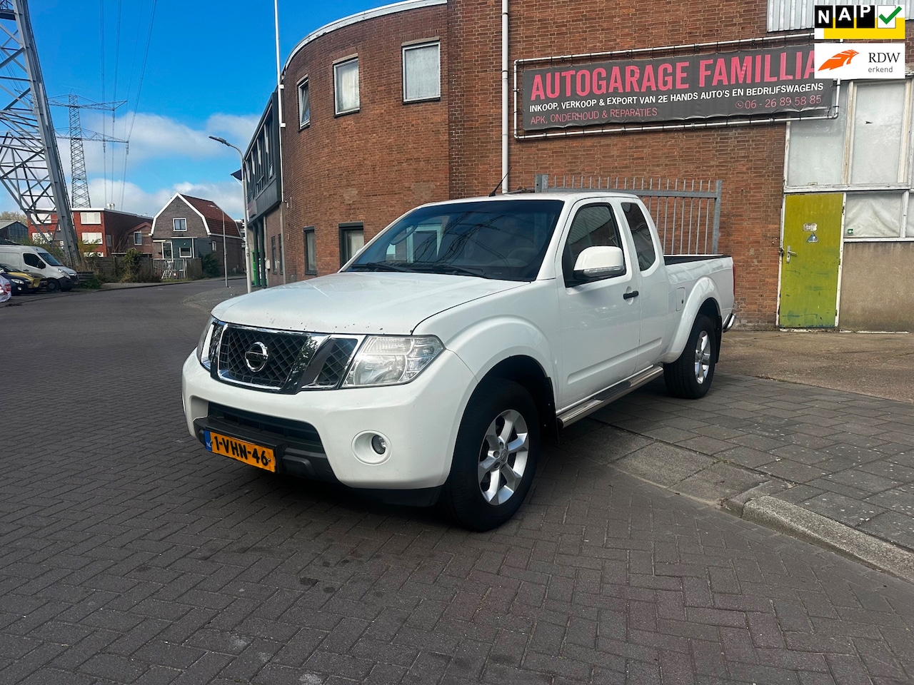 Nissan Navara - 2.5 dCi SE King Cab 2.5 dCi SE King Cab - AutoWereld.nl