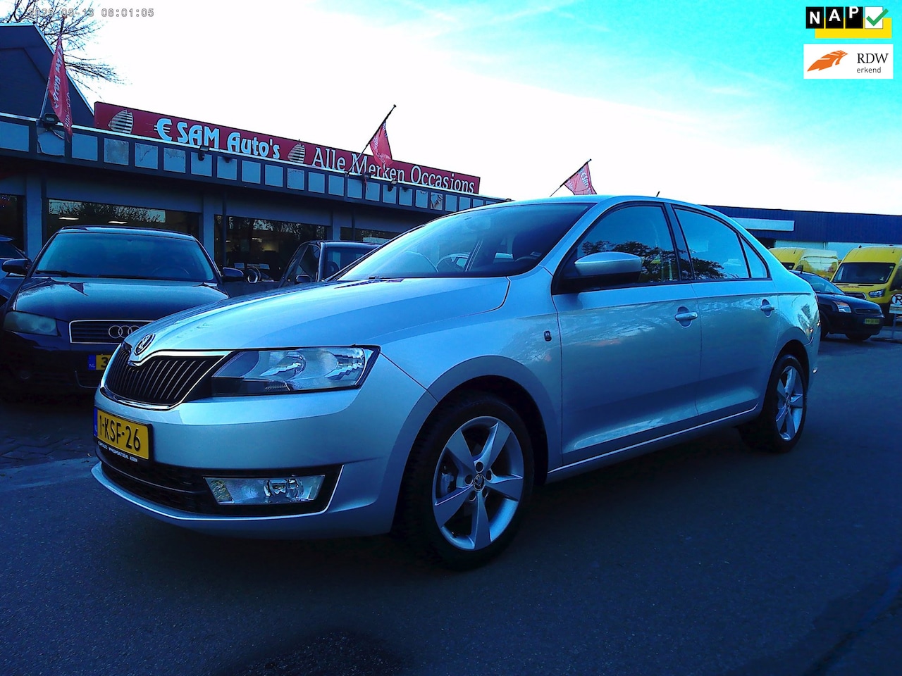 Skoda Rapid - 1.2 TSI Greentech Ambition Businessline Plus 1.2 TSI Greentech Ambition Businessline Plus (NAVI) - AutoWereld.nl