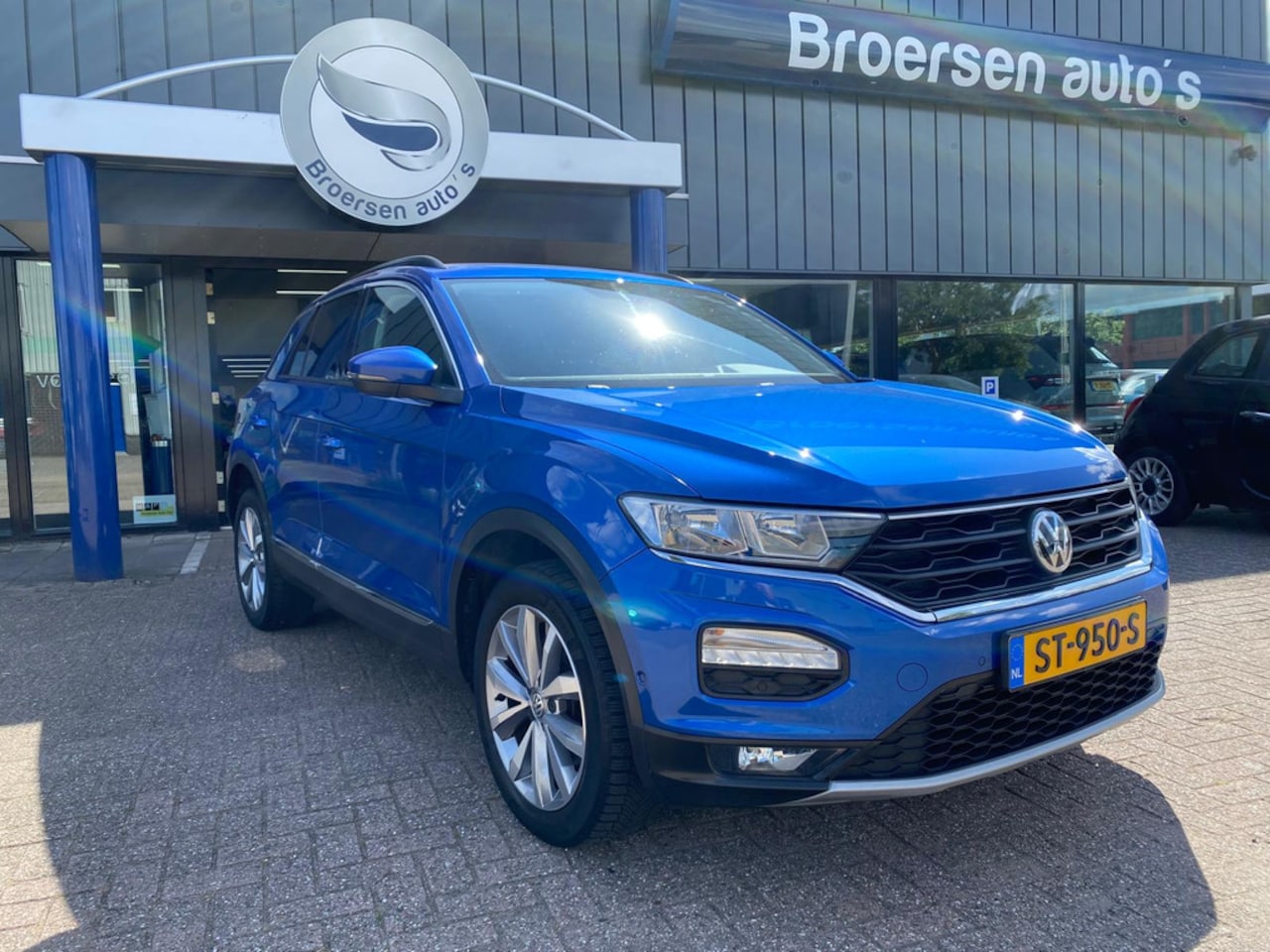 Volkswagen T-Roc - 1.0 TSI 115pk Style | DAB+ | Apple / Android integratie - AutoWereld.nl