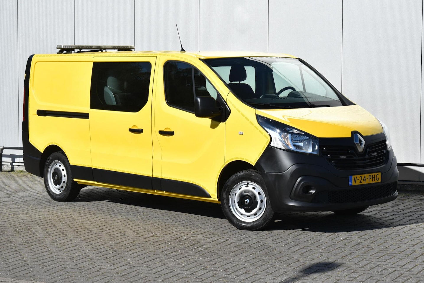 Renault Trafic - bestel Renault Tra1.6 dCi L2H1 DC BTW Vrij Airco Cruise Navi E6 - AutoWereld.nl