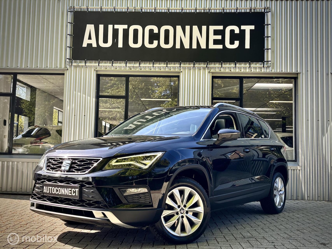 SEAT Ateca - 1.4 EcoTSI Style. PANO, NAVI, AUTOMAAT, CRUISE - AutoWereld.nl