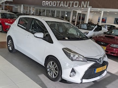 Toyota Yaris - 1.3 VVT-i Aspiration Airco, Cruise Control, Stuurbekrachtiging