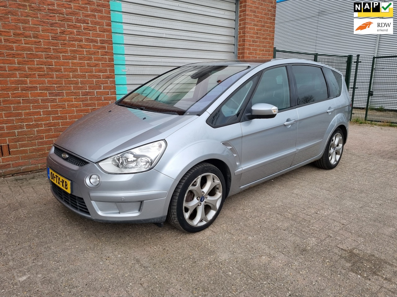 Ford S-Max - 2.5-20V Turbo Bj:2007 NAP! - AutoWereld.nl
