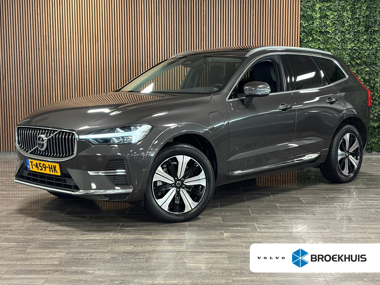 Volvo XC60 - T6 AWD Recharge Plus Bright | Trekhaak | 360° Camera | Harman Kardon | Adaptieve Cruise Co - AutoWereld.nl