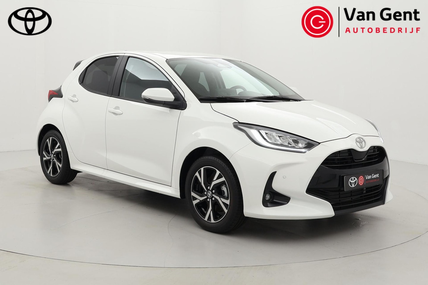 Toyota Yaris - 1.5 Hybrid 115 Dynamic | €3.000,- Korting | Apple Carplay / Android Auto | Dodehoek detect - AutoWereld.nl