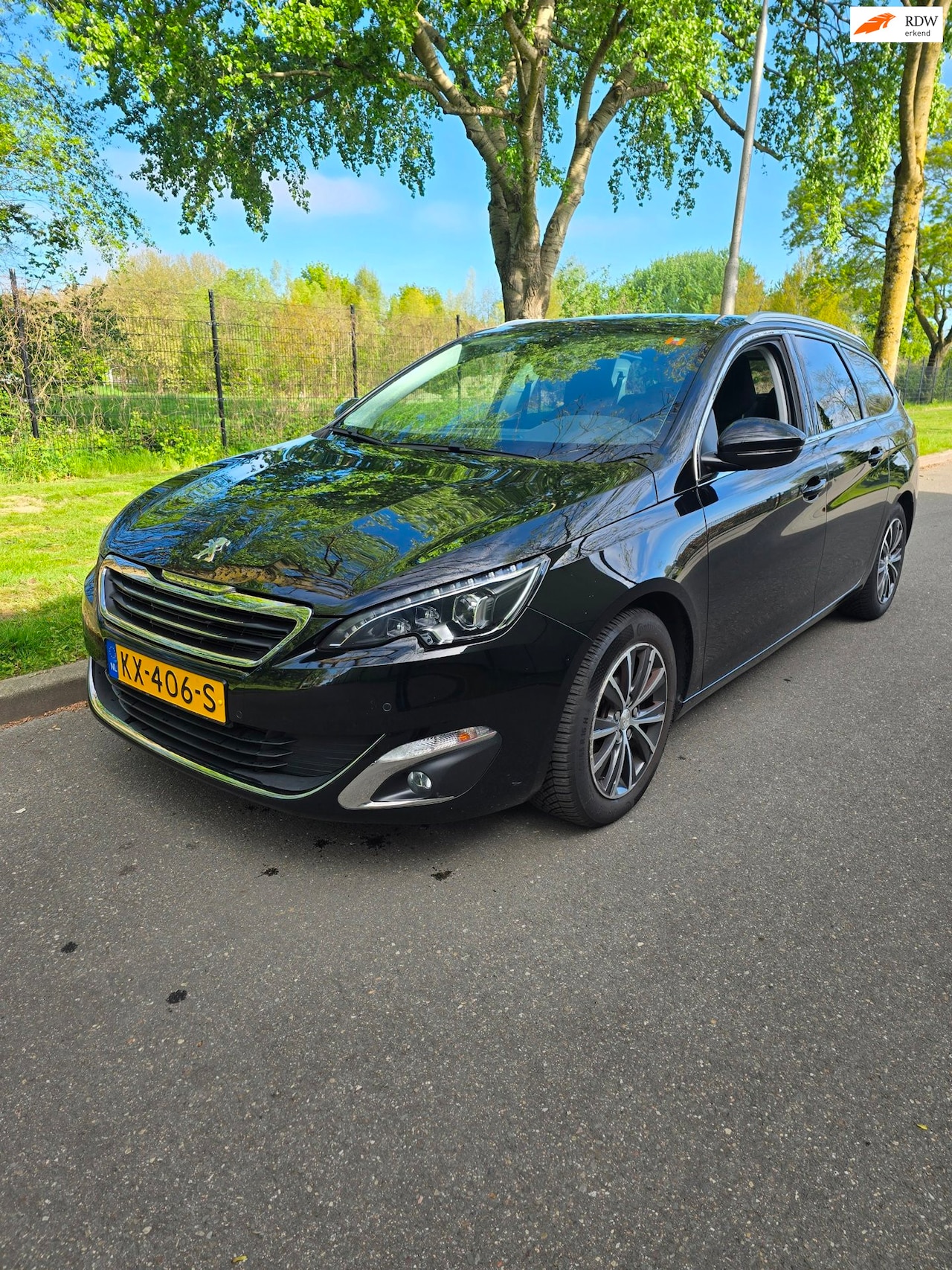 Peugeot 308 SW - 1.2 PureTech Allure Lees Tekst motor probleem start wel - AutoWereld.nl