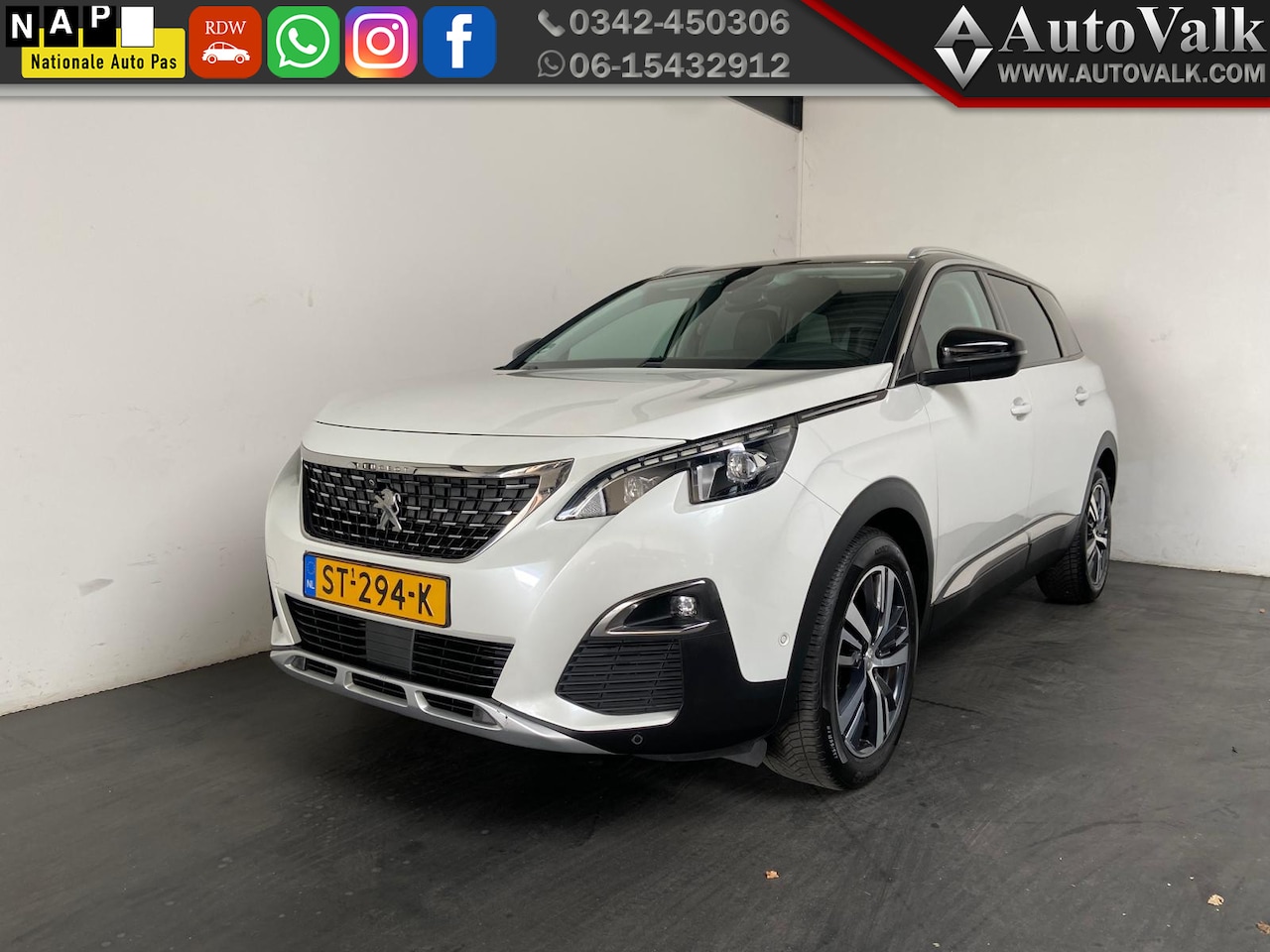 Peugeot 5008 - 1.2 PureTech Allure. Trekhaak! - AutoWereld.nl