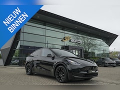 Tesla Model Y - RWD 58 kWh Autopilot *BTW* *SOH 93%* 1e eigenaar Black Edition NLauto 20" LMV