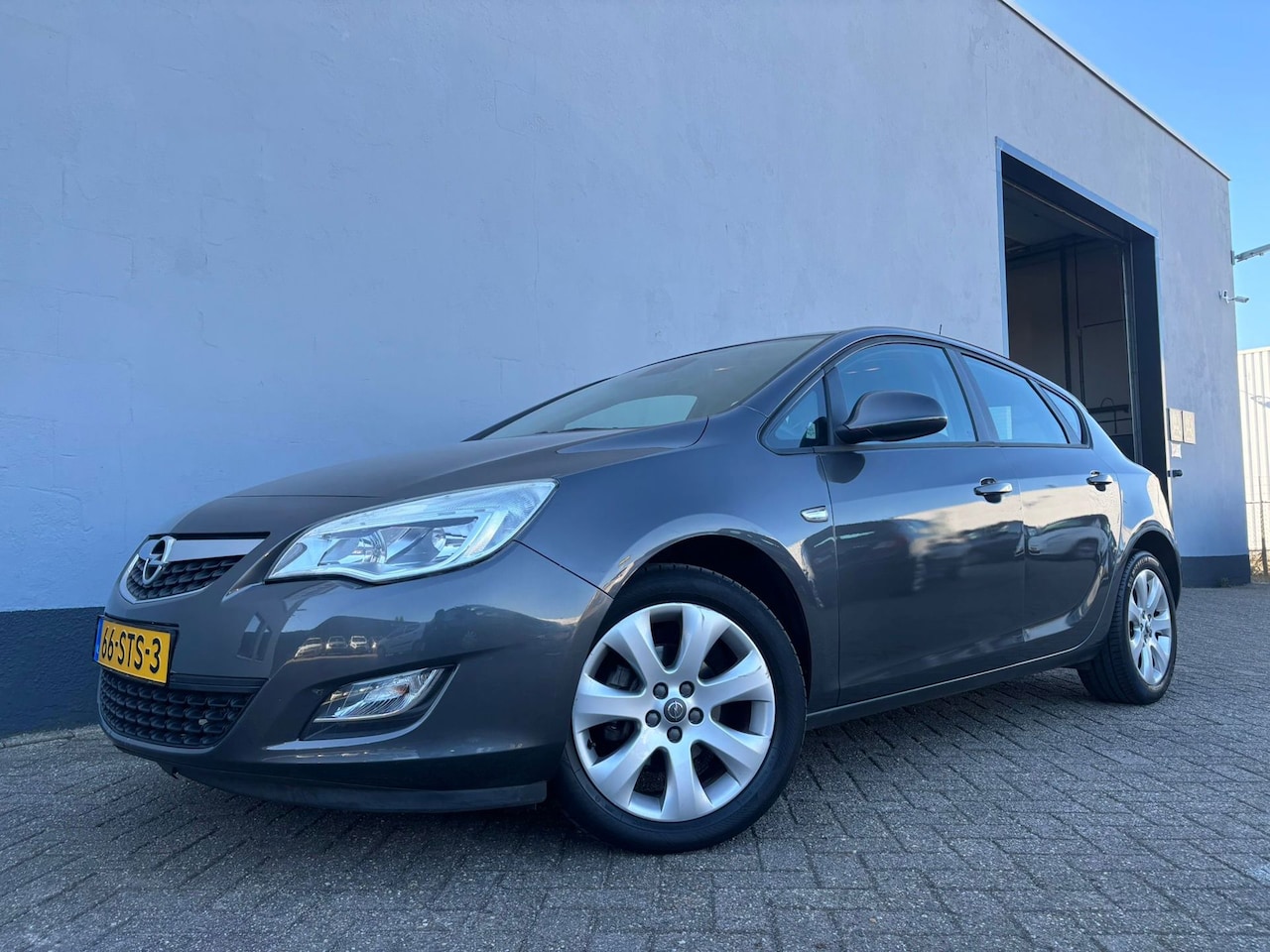 Opel Astra - 1.4 Edition 5-Deurs - Climate Control - LMV - AutoWereld.nl
