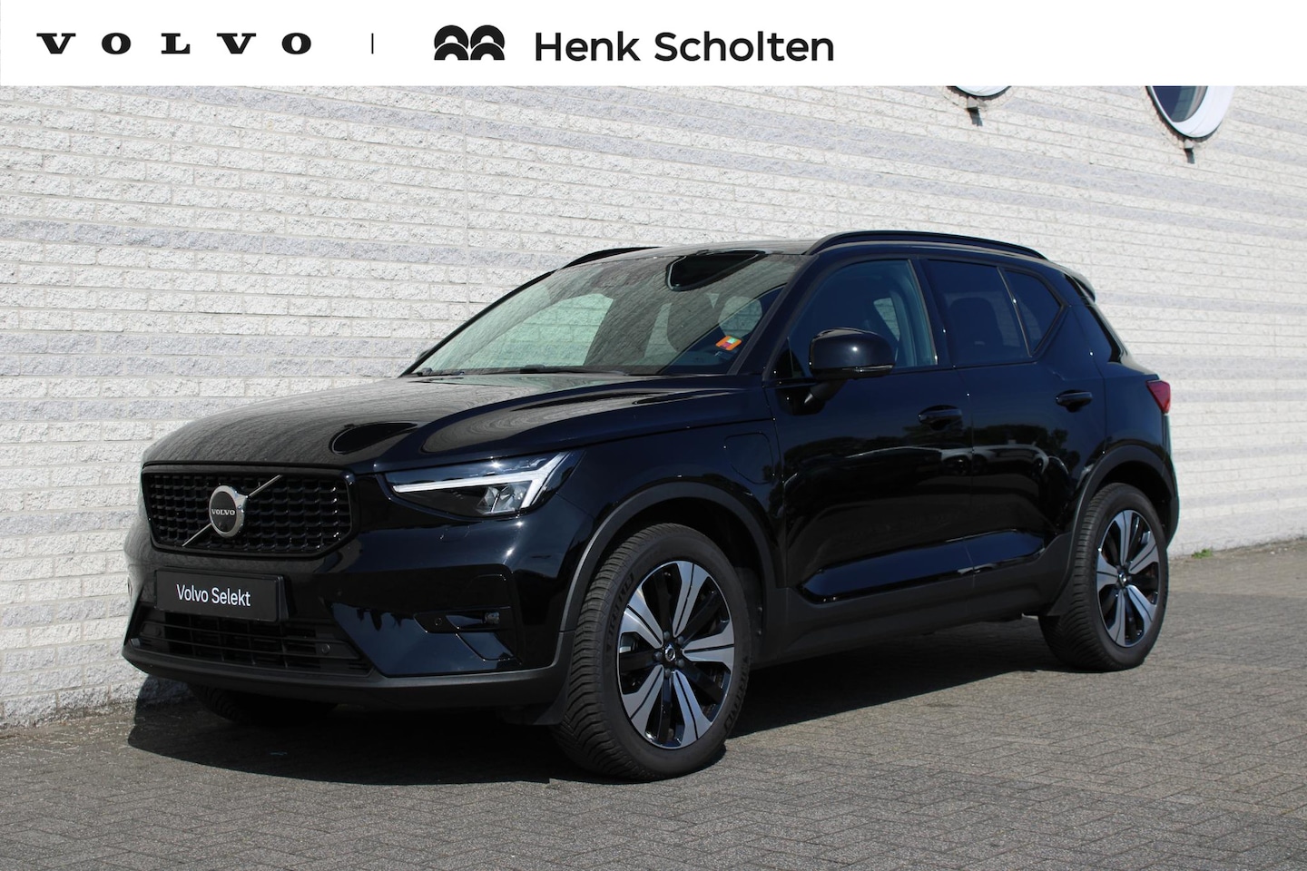 Volvo XC40 - 1.5 T4 Plug-in hybrid Ultimate Dark | Apple Carplay & Android Auto | Autonomous Emergency - AutoWereld.nl