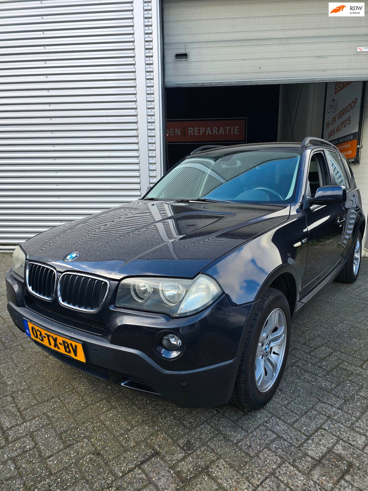 BMW X3 - 2.0i Executive lees tekst versnellingsbak niet 100 % goed - AutoWereld.nl