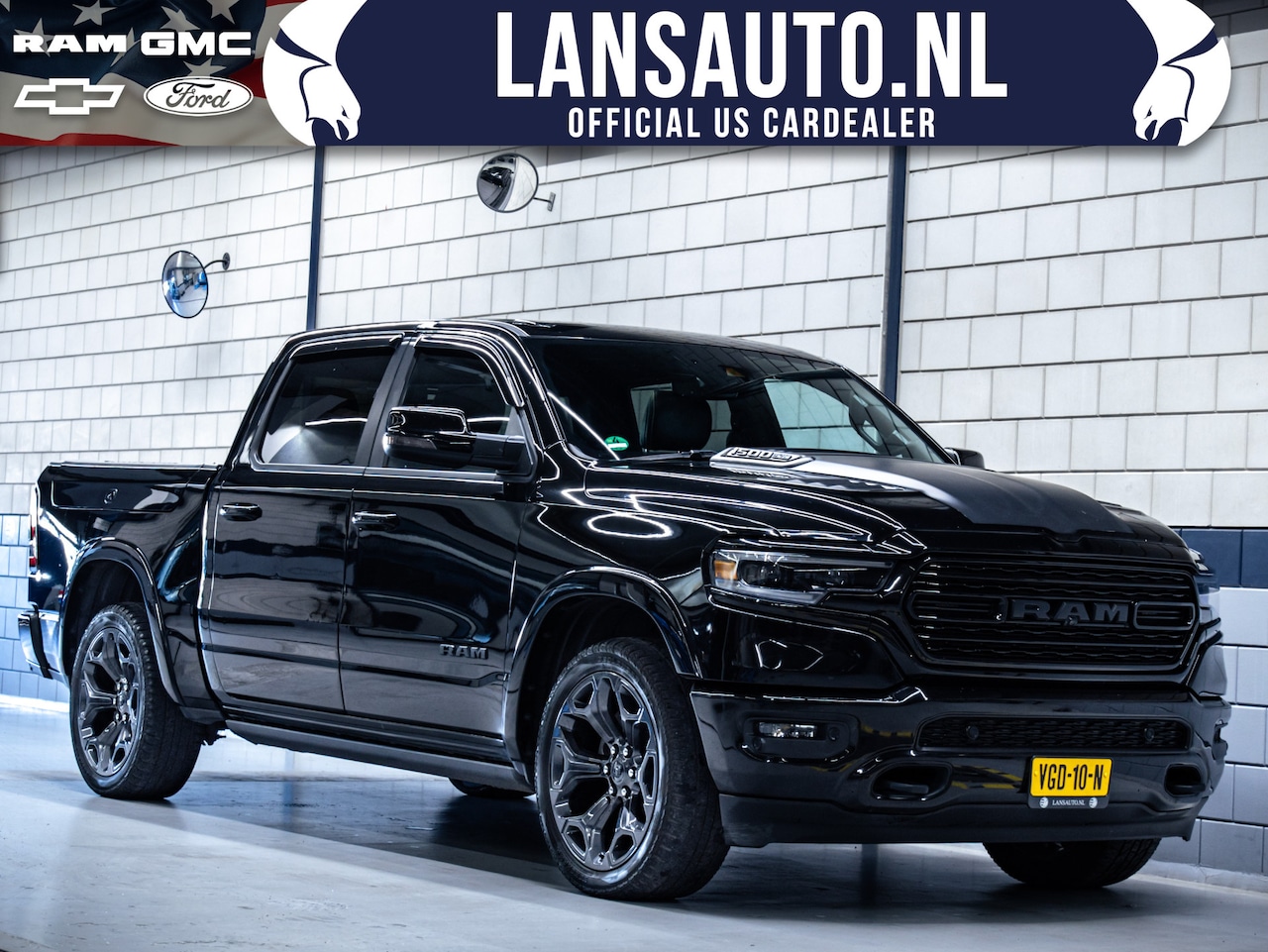 Dodge Ram 1500 - Limited Night Edition | Luchtvering | Head-Up Display | Ramboxen - AutoWereld.nl