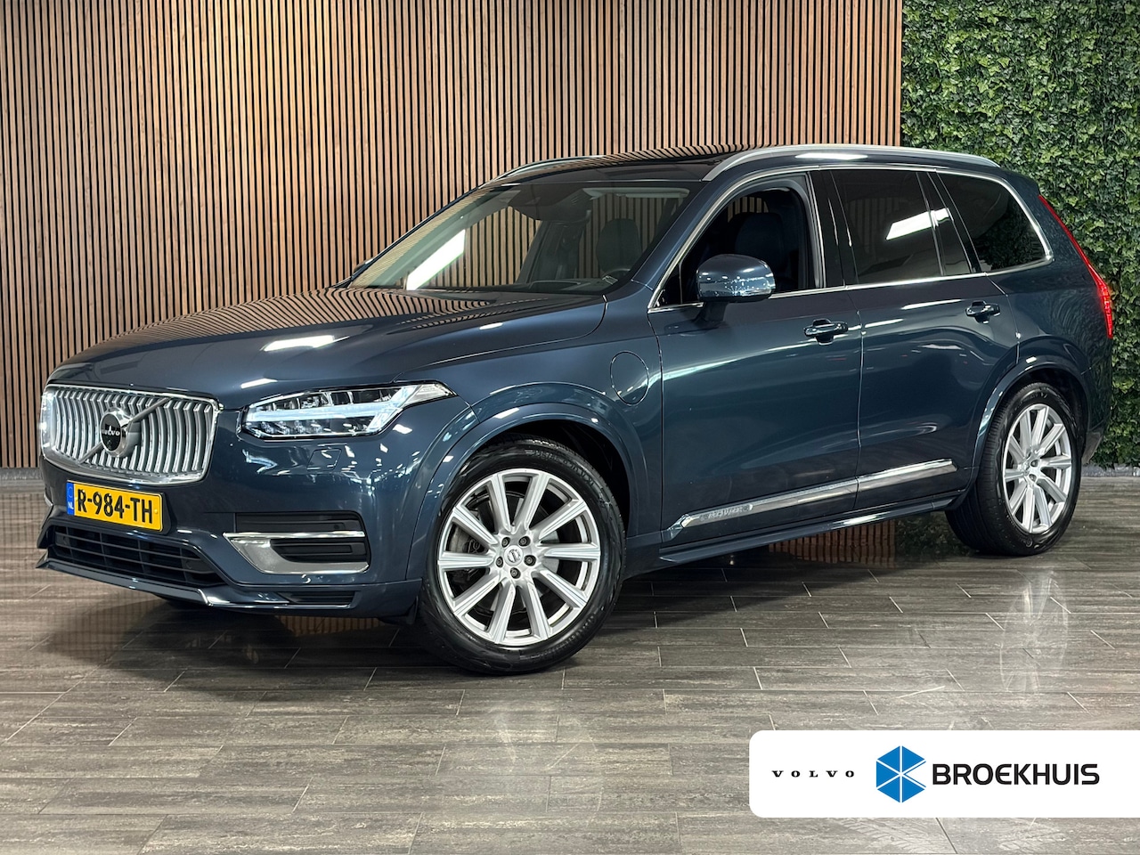 Volvo XC90 - T8 AWD Recharge Inscription | Luchtvering | Trekhaak | 360° Camera | Head-Up Display | Har - AutoWereld.nl