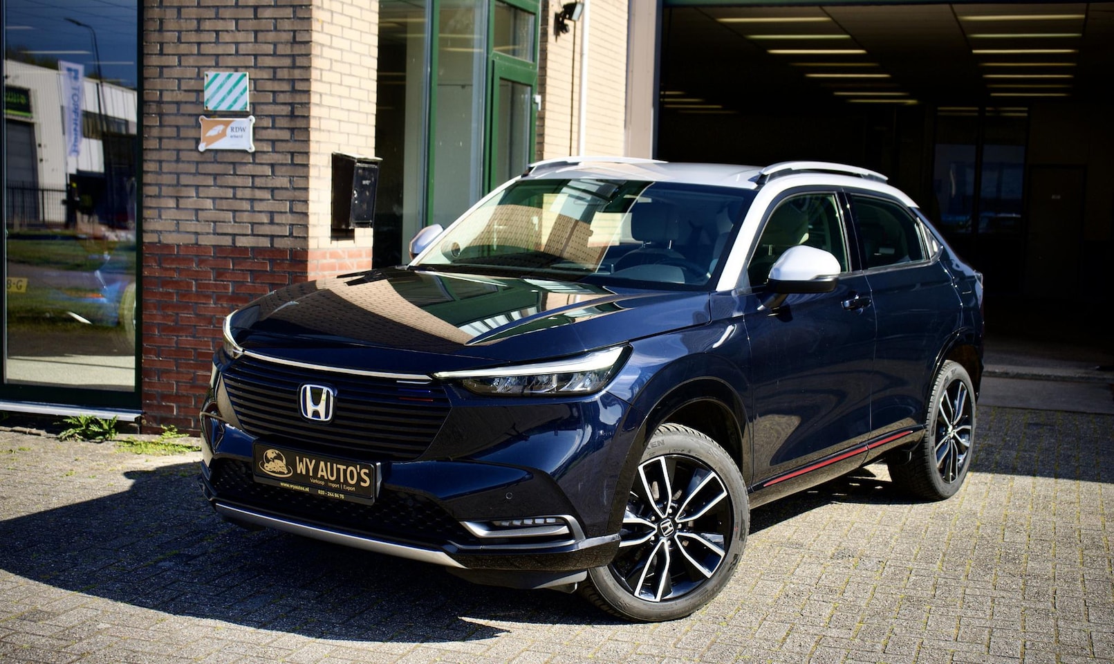 Honda HR-V - 1.5 e:HEV Advance Style Midnight Blue|Dealer onderhouden|All Season bandne| Stuurverwarmin - AutoWereld.nl