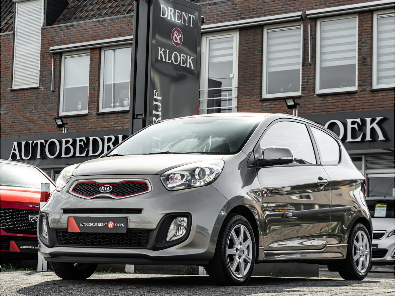 Kia Picanto - 1.2 CVVT ISG Plus Pack ORG NL LED AIRCO 14 INCH LICHT METAAL - AutoWereld.nl