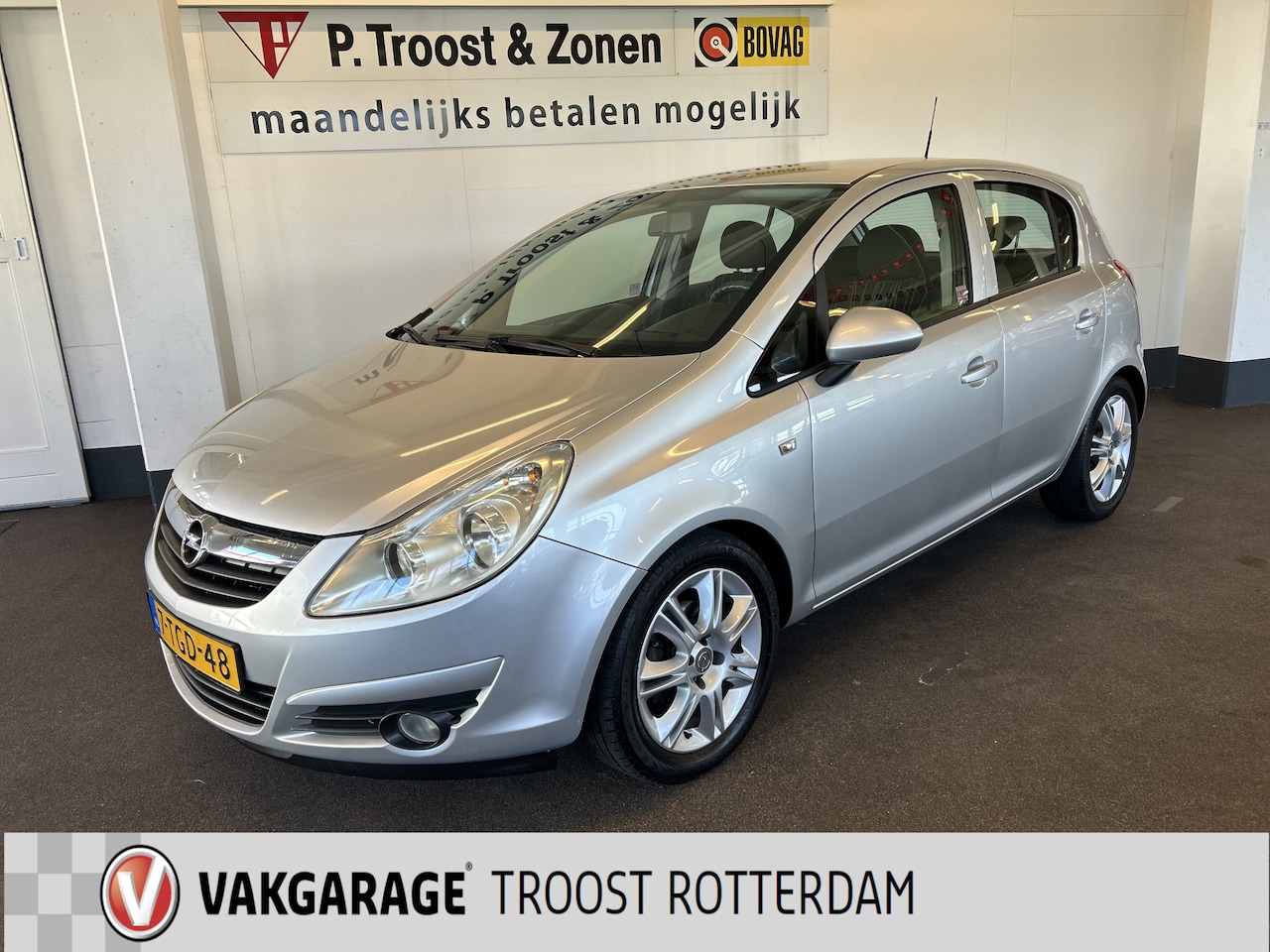 Opel Corsa - 1.4-16V Cosmo | Cruise control | Airco | Radio/MP3 | Elek. ramen - AutoWereld.nl