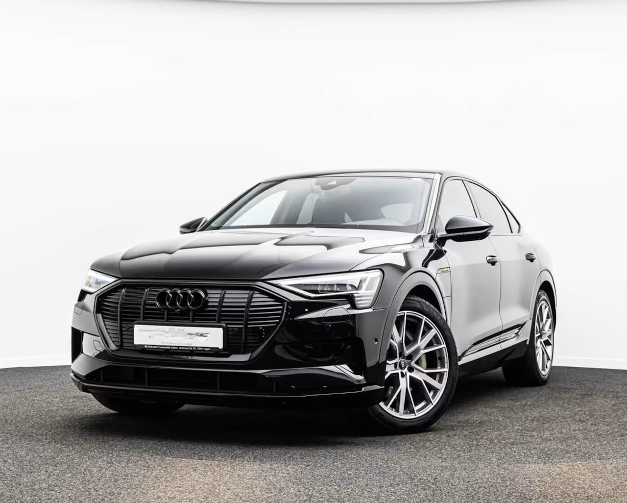 Audi e-tron Sportback - 55 Quattro S-LINE 95 kWh (300kW/408pk) ** S-SPORTST, DIAMANT LEDER, B&O, PANORAMA, 21-inch - AutoWereld.nl