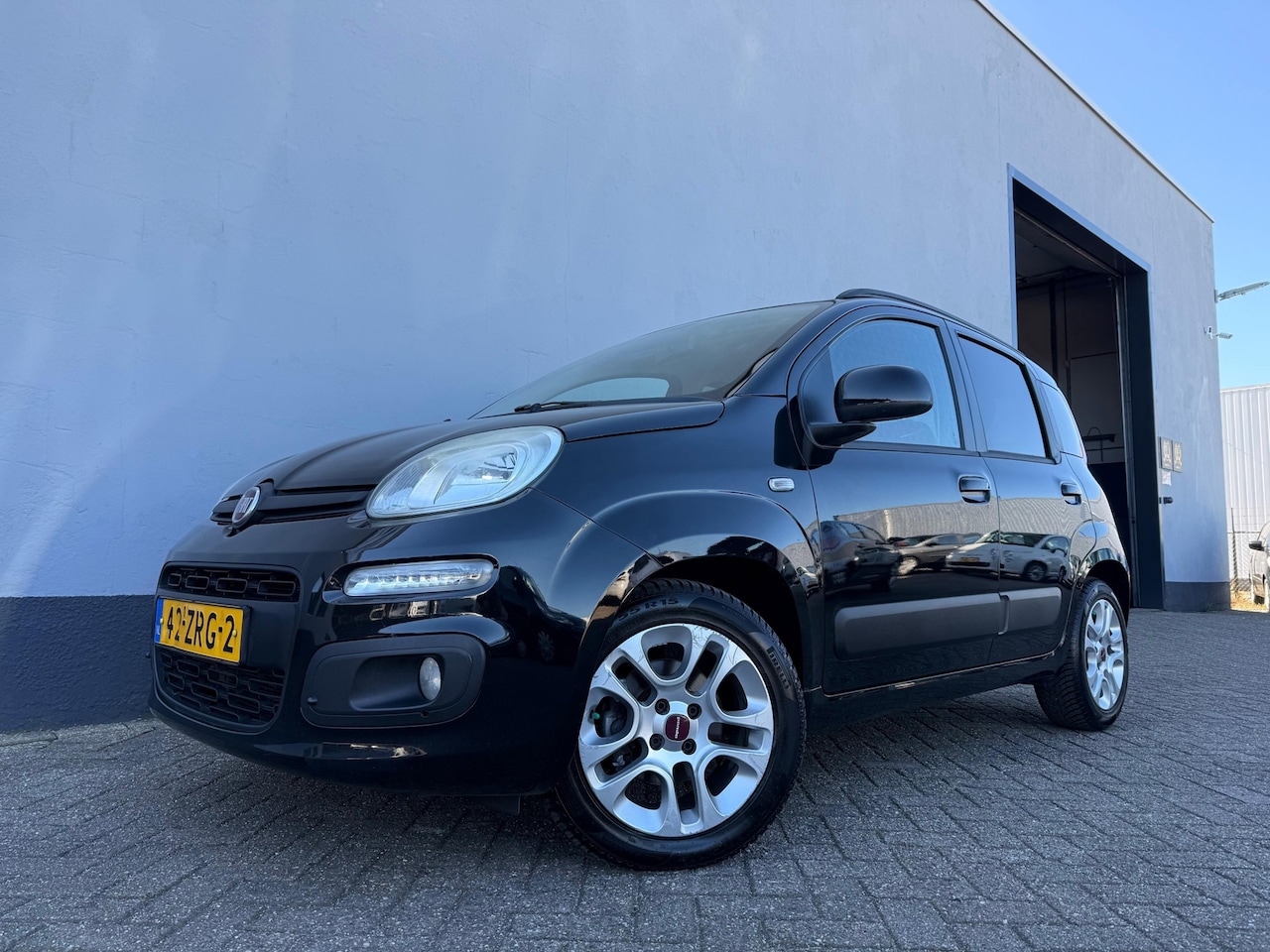Fiat Panda - 0.9 TwinAir Lounge - Airco - LMV - AutoWereld.nl